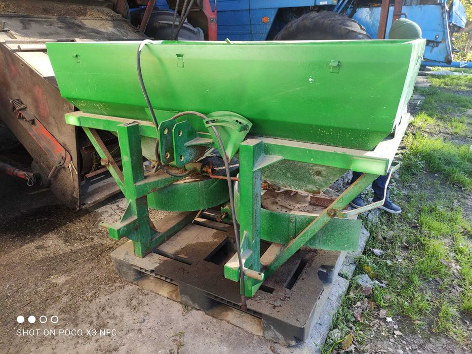 Rozsiewacz nawozów grass rol