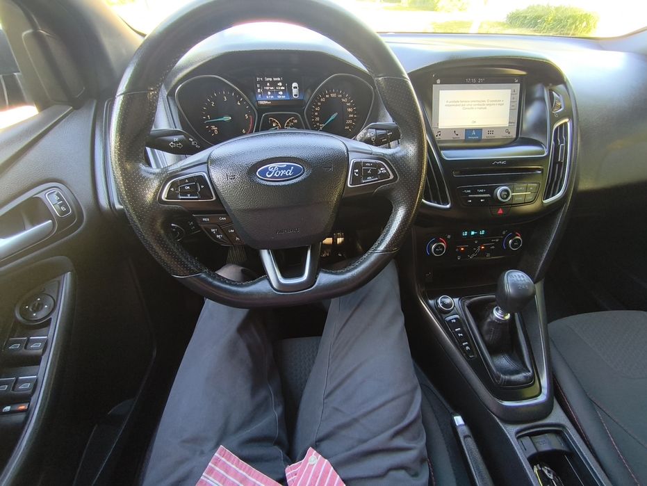Ford focus 1.5 (Gasóleo) versão ST-Line
