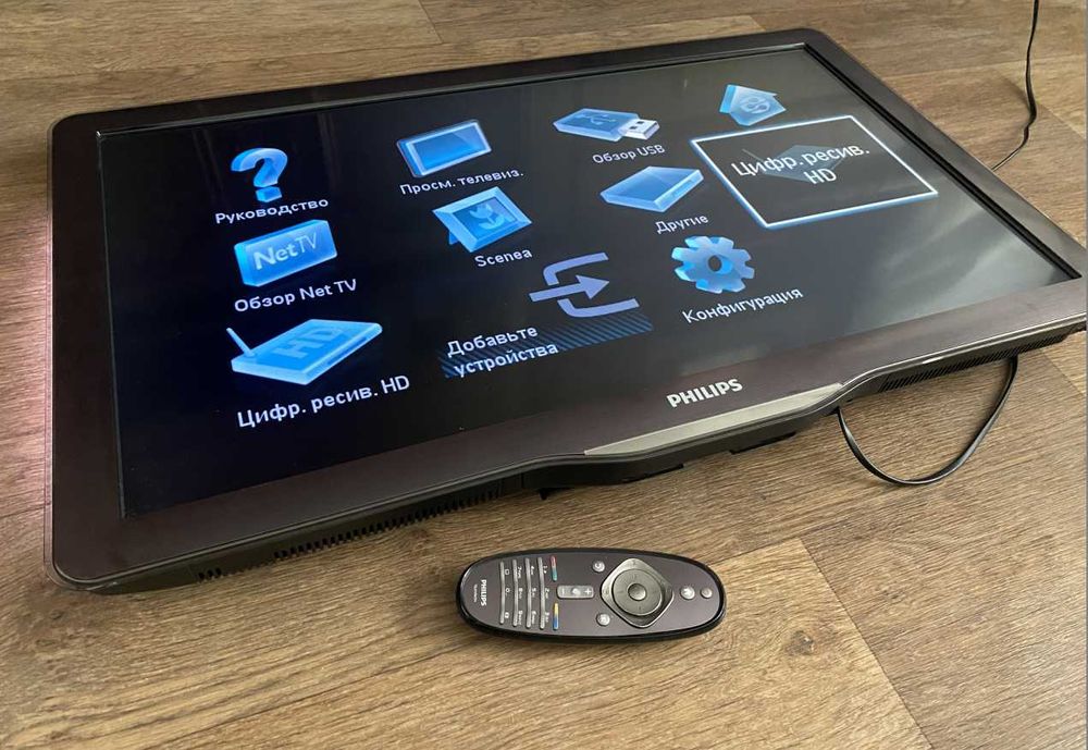 Телевізор /Екран Philips 32PFL7605H (Рамки металические ) 100 Гц/2 мс