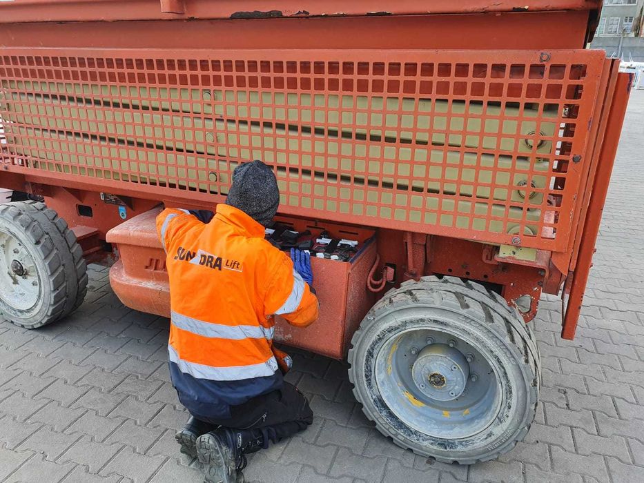 Serwis maszyn budowlanych naprawa diagnostyka konserwacja udt