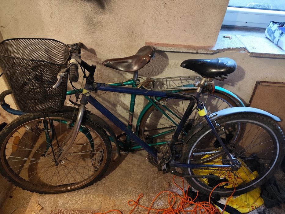 Dwa rowery jeden stary