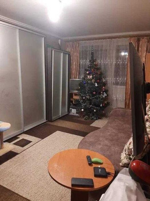 Продам 1 к кв Одеська  (Одесская)