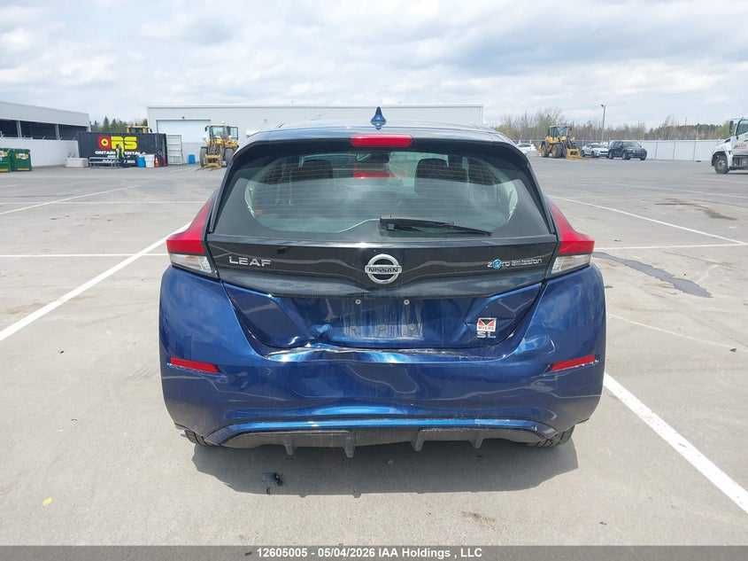 Nissan Leaf SV 40 kw