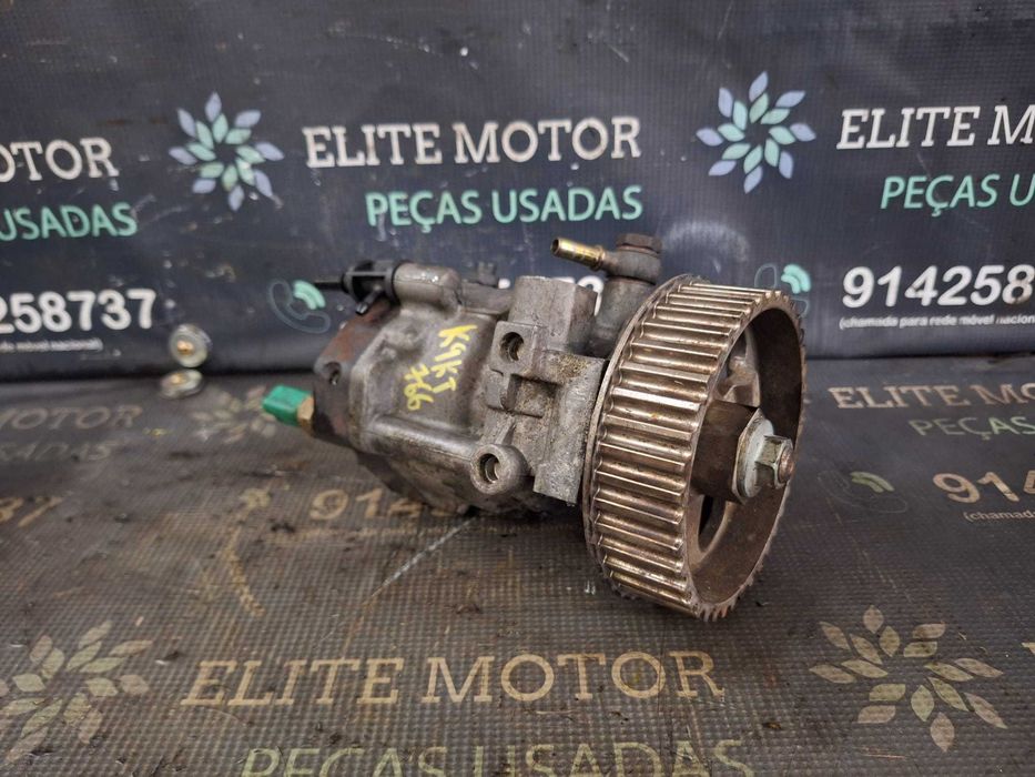 Bomba injetora alta pressão usada RENAULT CLIO 3 1.5 DCI K9K766 DELPHI 8200057225