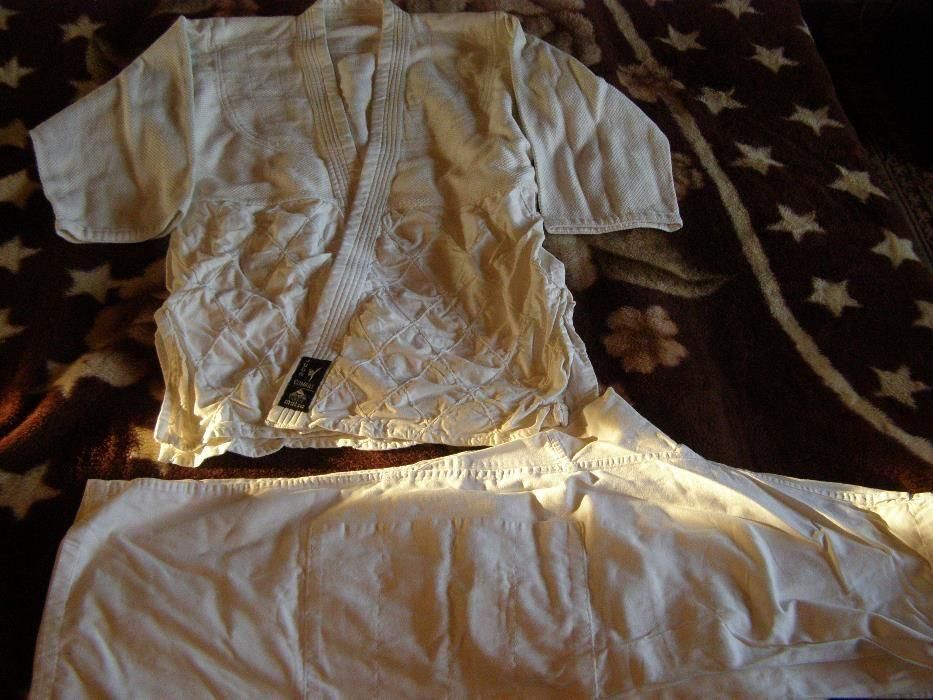 Кимоно Каратэги Кэйкоги карате каратэ дзюдо 2 шт. Рост от 165см.