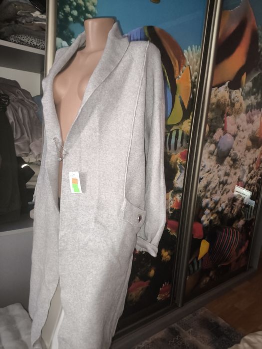 Продам кардиган новий жіночий р.М