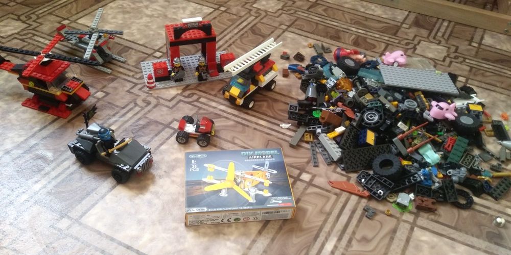 Лего конструктор пожарная служба фигурки машина вертолет + детали