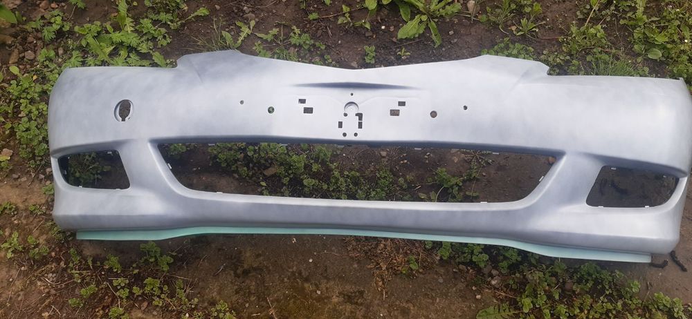 Бампер MAZDA 3  HB 2003-2006 оригинал новый