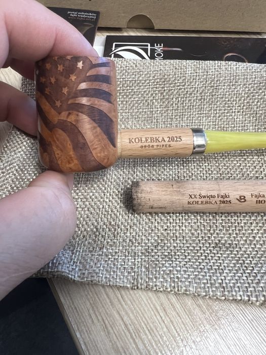 Fajka Bróg Wrzosiec HOWDY PIPE – edycja „XX Święto Fajki 2025”