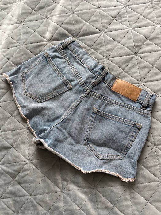 Джинсові шорти на розмір хс-с