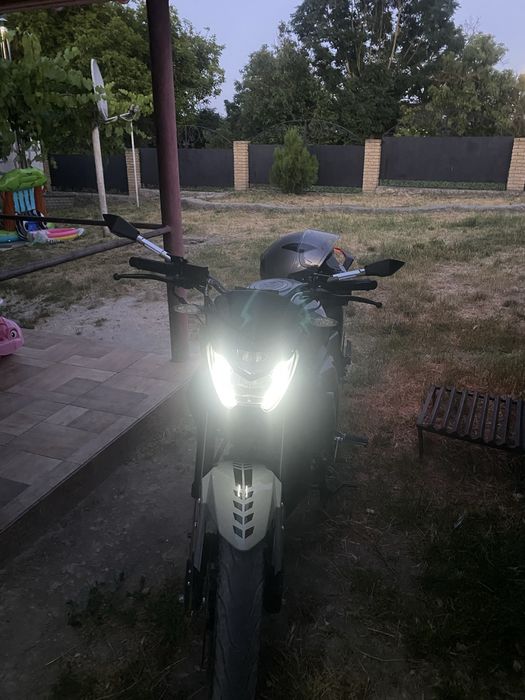 Продам ліфан ср 220