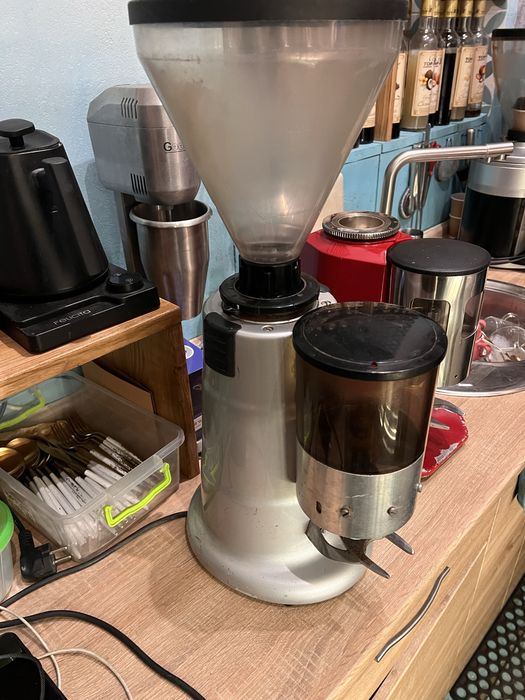 Кавомолка. Кофемолка. Гриндер Масар. Кофемолка профессиональная