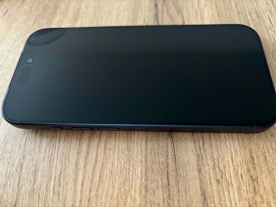 Iphone 17 Pro - Granatowy