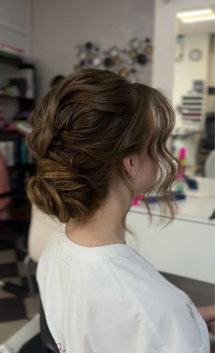 Макіяж 500 грн весільний вечірній зачіска 500 грн візажист Одеса