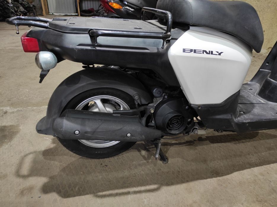 Скутер Хонда бенллі