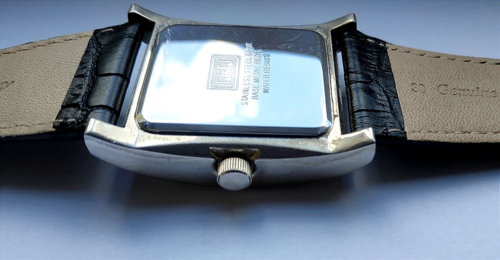 Женские часы Q&Q