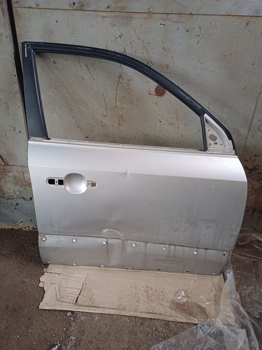 Дверка передня права TUCSON 1 2004-2010