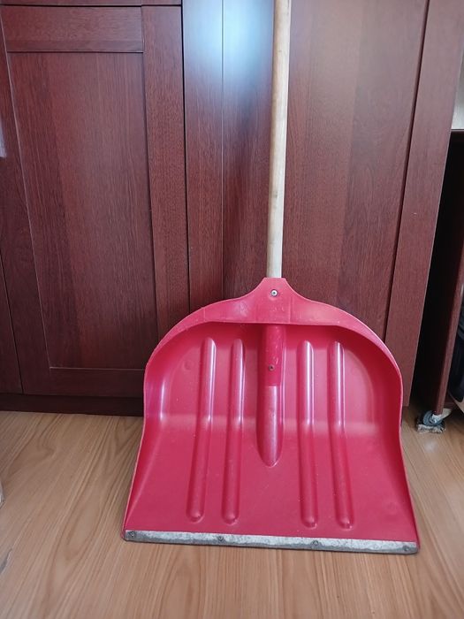 Лопата лопатка для снега садовая лопата