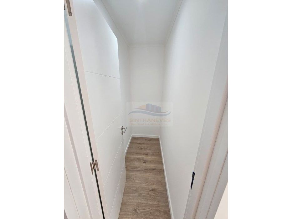 T2 Totalmente Remodelado | Venteira, Amadora