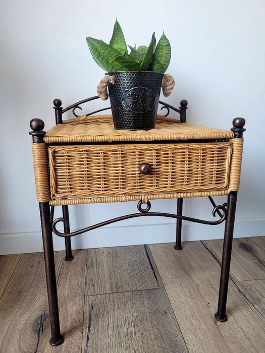 Szafka wiklinowa/stolik nocny/stolik boczny