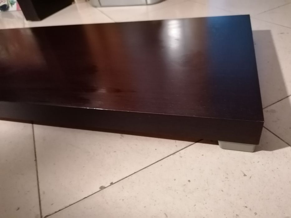 Prateleira de chão castanho/preto da interforma