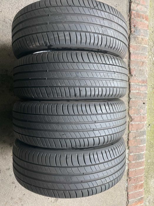 Komp. Opon Michelin 215/55R18