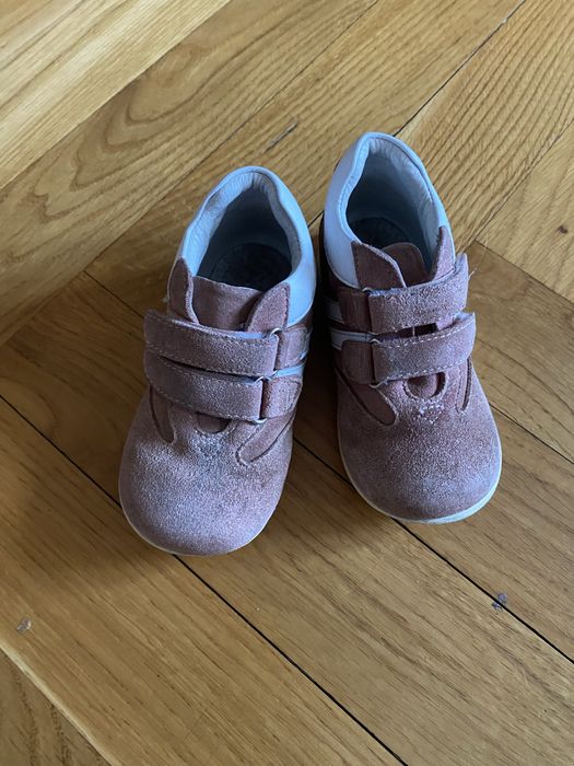 Buty emel półbuty 23