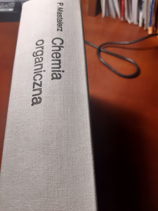 Chemia organiczna - biały kruk