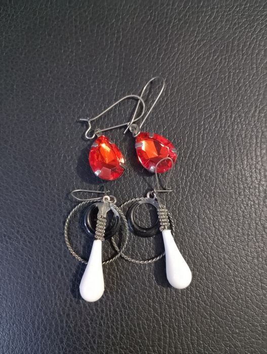 Kolczyki PRL dwie pary