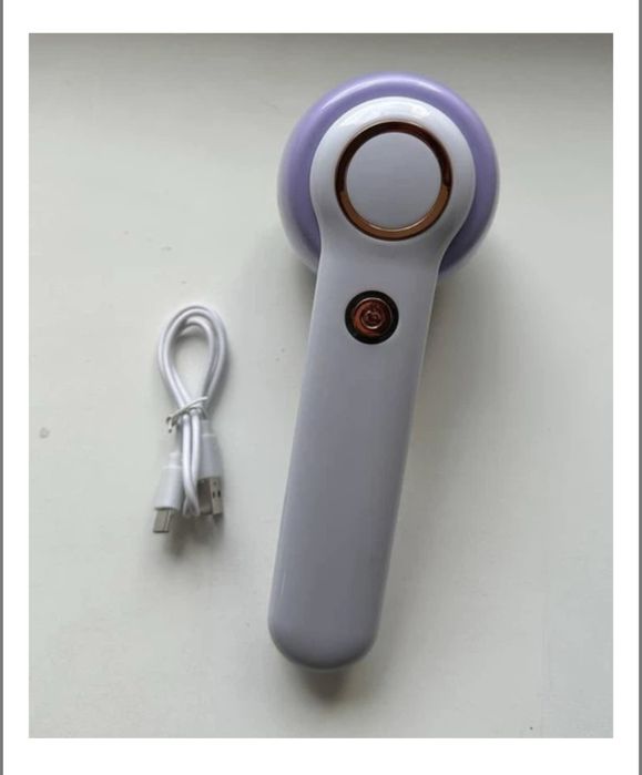 Потужна машинка для видалення ковтунців.