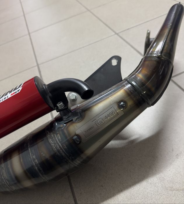 Escape de rendimento para Aerox\BWS