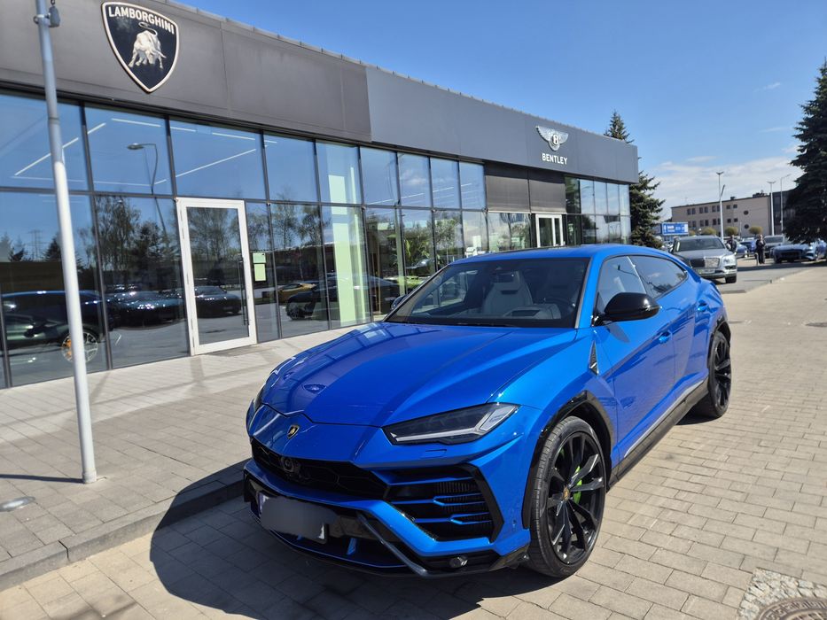 Samochód do ślubu Lamborghini URUS V8 4.0 Benzyna 800km  Tarnów