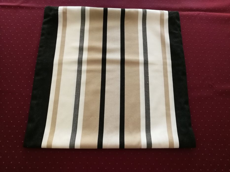 Наволочка для декорировных подушек  ручная работа