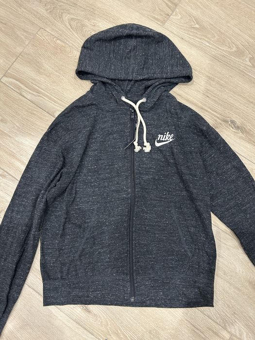 Жіноча кофта Nike