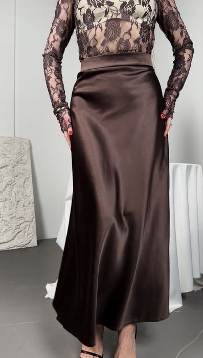 Сатинова спідниця міді шоколад та ще у 7 кольорах