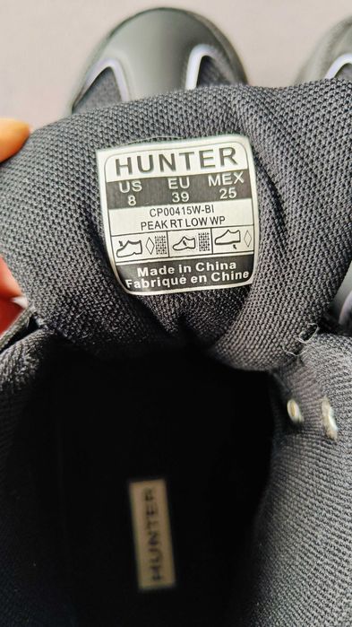 Czarne buty trekkingowe Hunter Peak Revive RT MidWP górskie