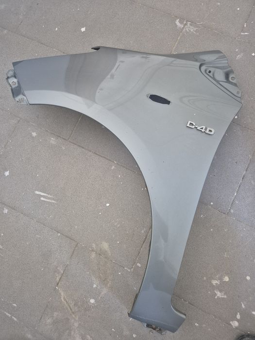 Błotnik w kolor Yaris 2 1FB