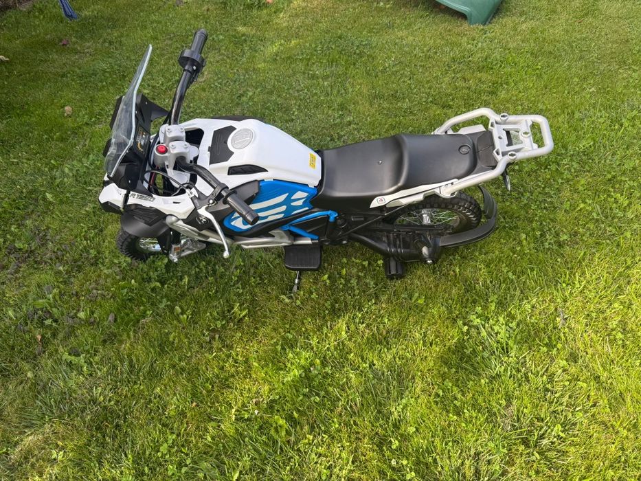 Motorek elektryczny BMW