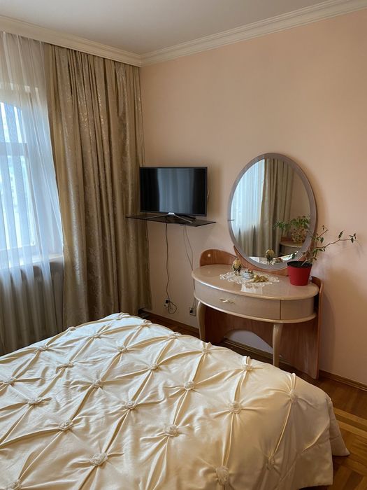 Квартира на м-ві Таращанський.Працюємо з держпрограмами та Є-відновлен