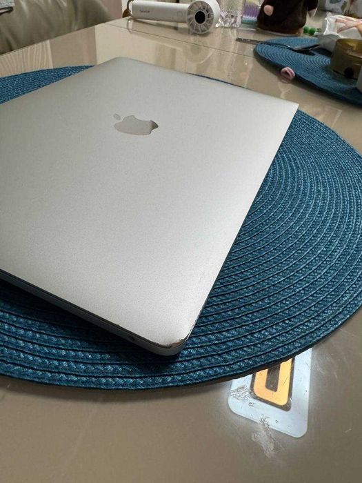 Apple Macbook PRO 13” M1, 2020 8/256