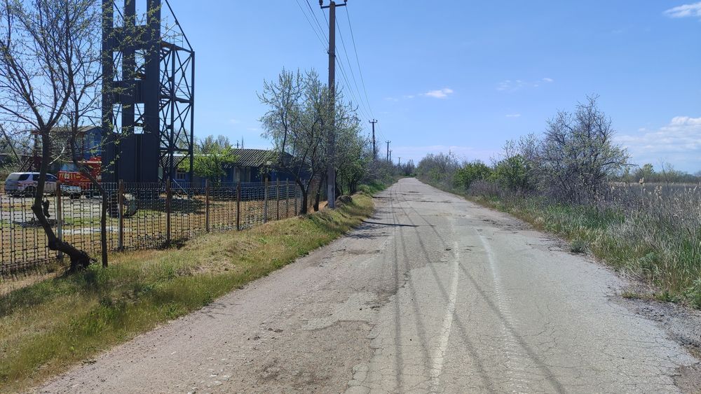 Продам фасадну ділянку біля моря 10 соток ділима