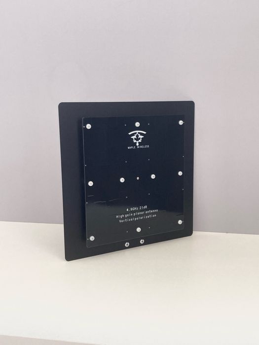 Продам патч антену Maple Wireless 4.9G 21dBi