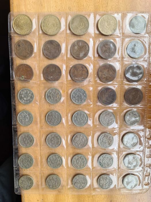 conjunto de moedas antigas