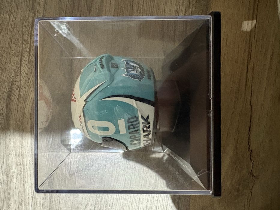 Capacete Miguel Oliveira 88