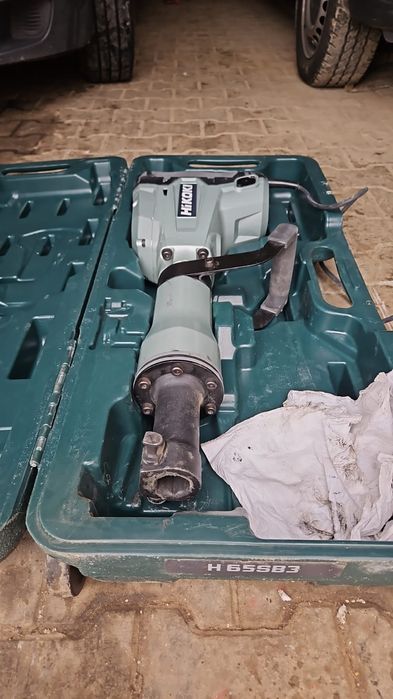 Młot wyburzeniowy hikoki