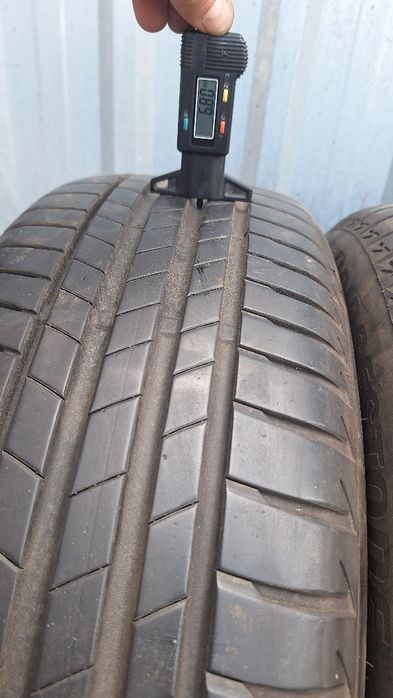 Opony letnie Bridgestone 205/60 16, 6,8mm