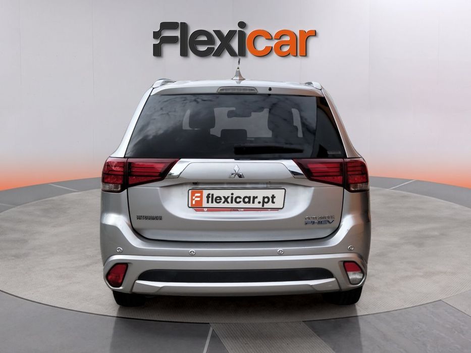 Mitsubishi Outlander 2.0 Instyle