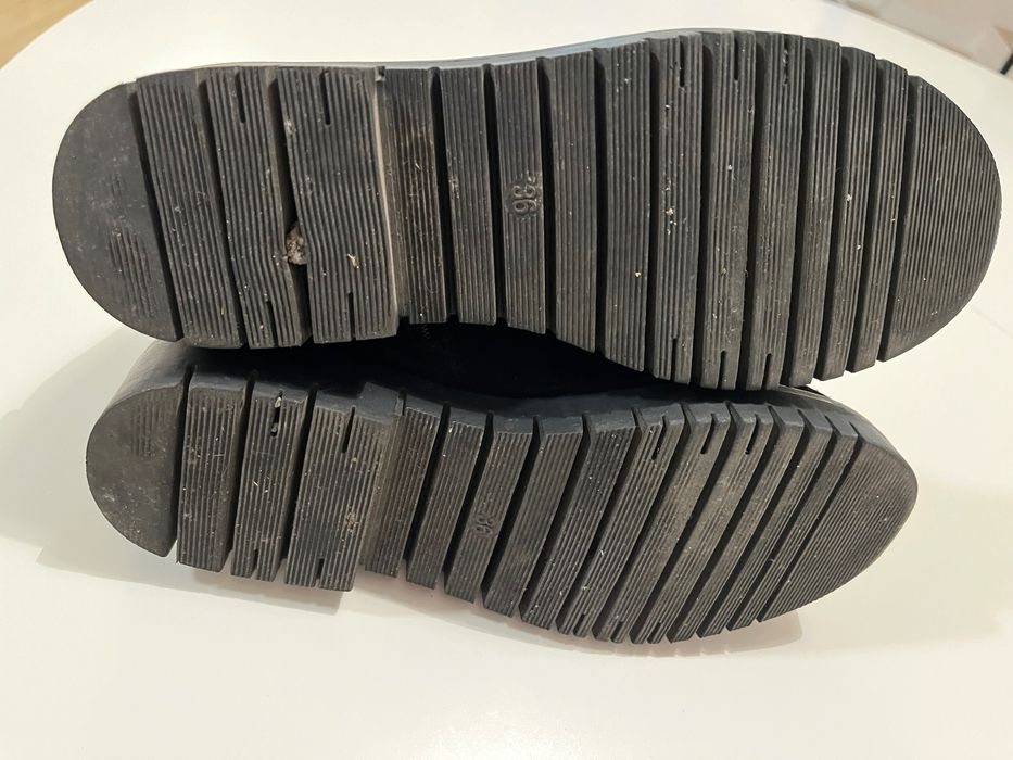 Botki 36 skóra zamszowa