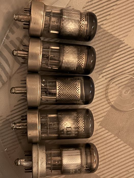 ECH21 Lampy elektronowe