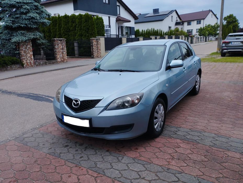 Mazda 3 1,4 16V klimatronik, alufelgi w zestawie